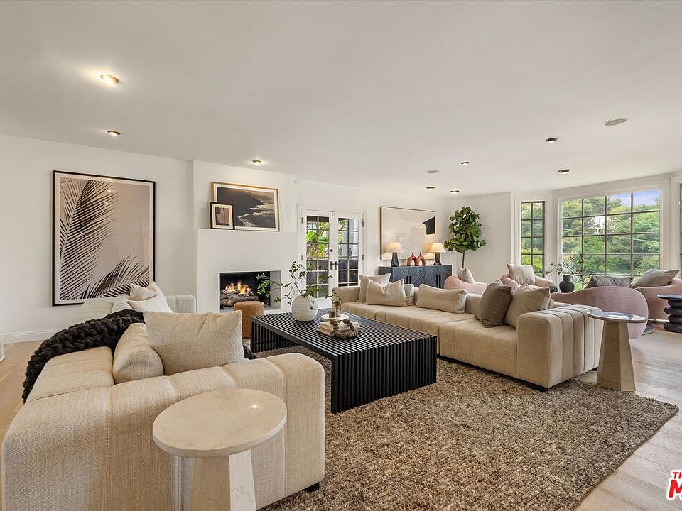 Interior detail at 8147 W 4th Street.